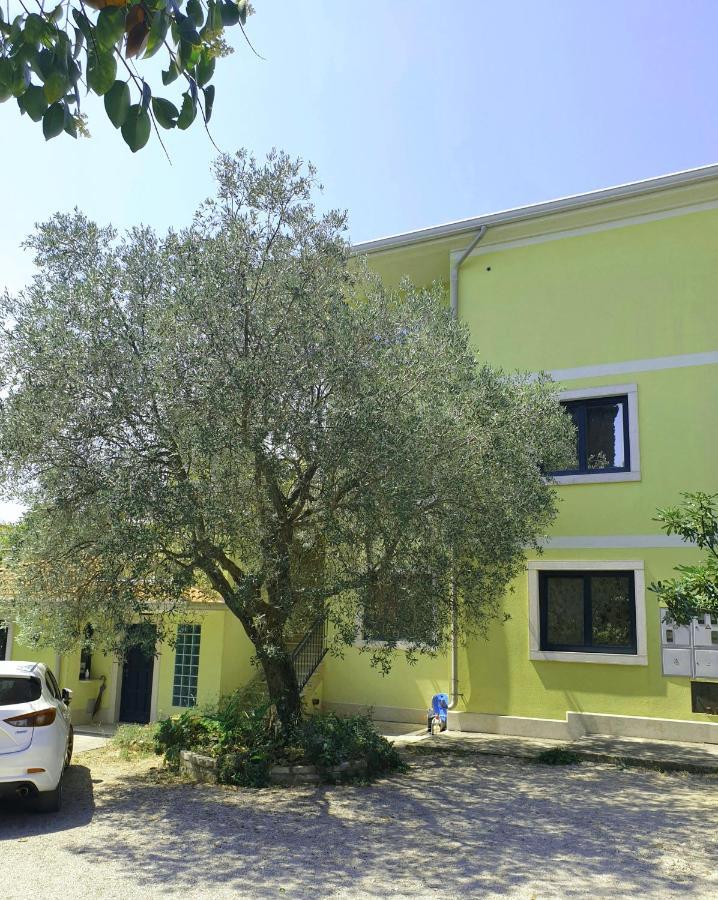 Appartamento Adri, Parking In The Yard